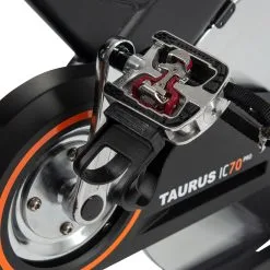 Taurus Indoor Cycle IC70 Pro -Tränings utrustning affär taurus indoor bike ic70 pro 05 1600